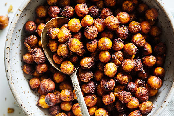 Maple Chia Roasted Chickpea